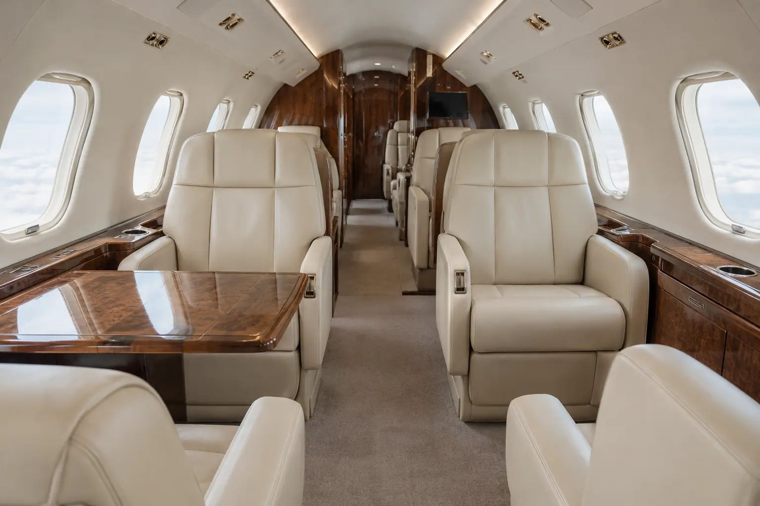 Heavy jet cabin interior